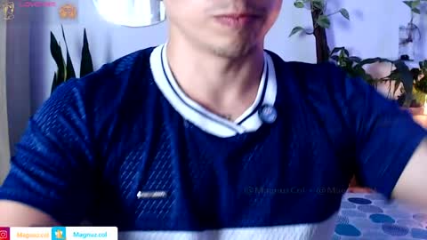 Snapshot of no_face_69 chatting on 06.08.26 x online show from 06.08.26