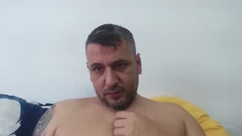 Snapshot of no_limit_couple3 chatting on 11.09.25 no_limit_couple3 online show from 11.09.25