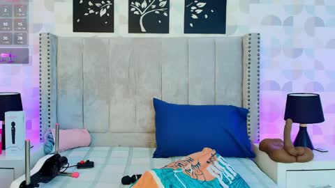 NATHALIA MORENO online show from 04.01.26