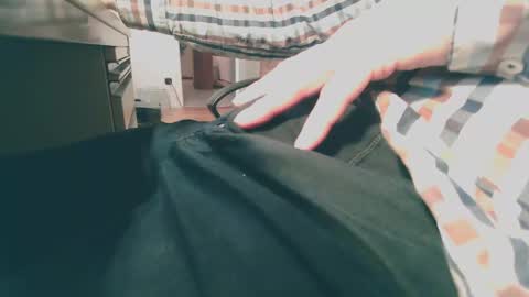 Snapshot of noah36a chatting on 01.05.25 noah36a online show from 01.05.25