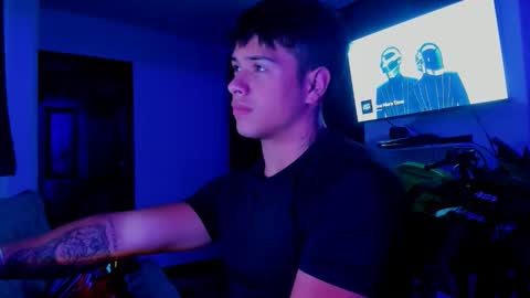 noah_223 online show from 11.09.25