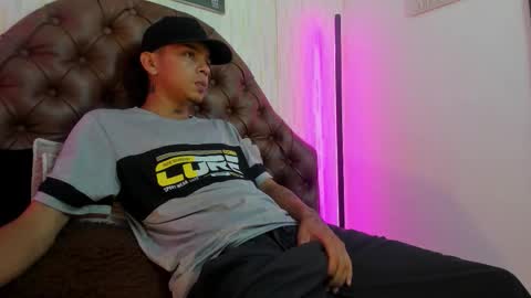 Snapshot of noah_blake0 chatting on 09.30.25 Noah Blake online show from 09.30.25