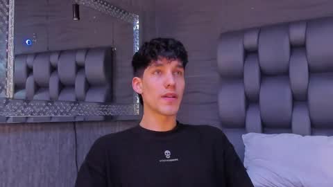 Noah Brigth online show from 12.11.24