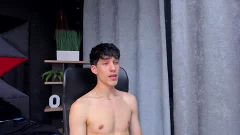 Noah Brigth online show from 12.19.24