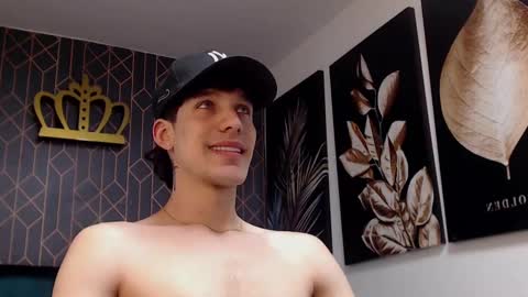 Noah Brigth online show from 03.08.25