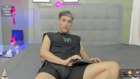 Snapshot of noah_carter66 chatting on 12.22.24 noah online show from 12.22.24