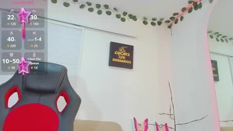 Snapshot of noah_carter66 chatting on 10.09.25 noah online show from 10.09.25