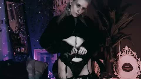 REAL name LiaDM are always open online show from 12.16.25