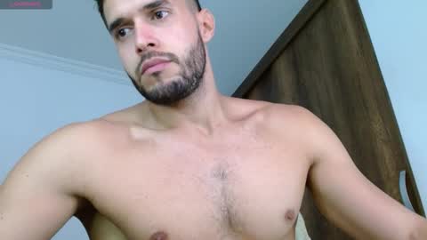 Snapshot of noah_jhonsonn chatting on 10.16.25 Noah online show from 10.16.25