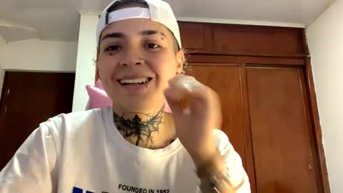 noah hehim    online show from 01.23.25