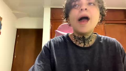 noah hehim    online show from 01.29.25