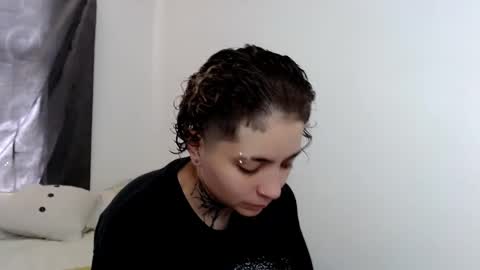 noah hehim    online show from 02.21.25