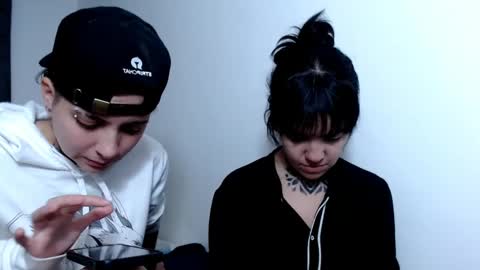 noah hehim    online show from 02.25.25