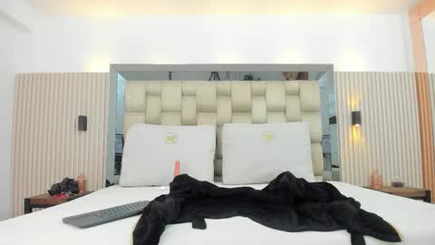  NOAH  online show from 12.04.25