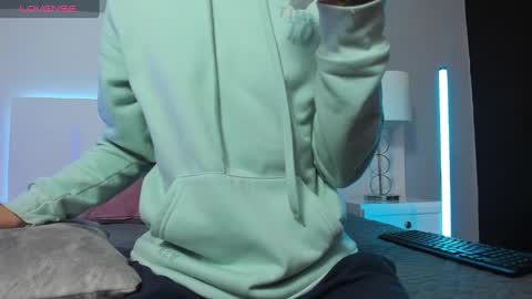    online show from 12.08.24