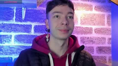 Snapshot of noah_ricci_ chatting on 09.16.25    online show from 09.16.25