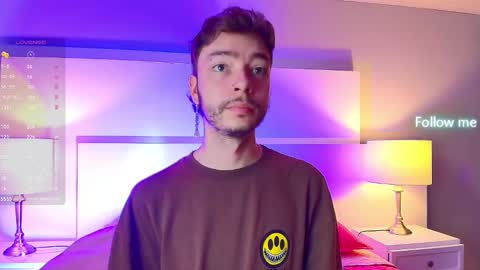 Snapshot of noah_ricci_ chatting on 10.07.25    online show from 10.07.25