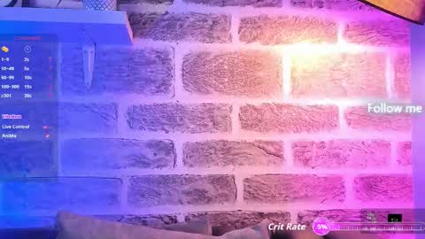 Snapshot of noah_ricci_ chatting on 10.22.25    online show from 10.22.25