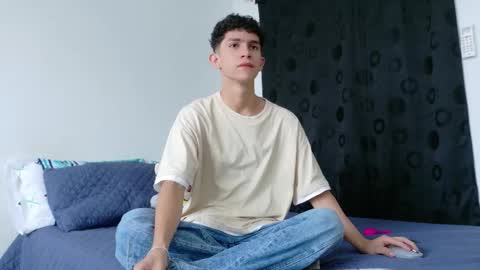 noah tyler  online show from 10.28.25