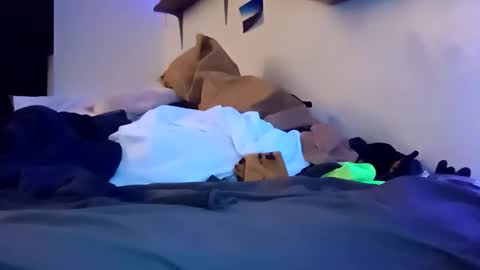 Noah Wesley online show from 02.05.26