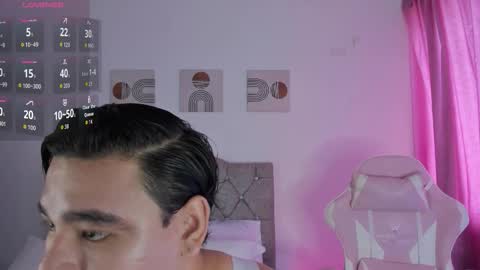 Snapshot of noahvance chatting on 02.03.26 NoahVence online show from 02.03.26