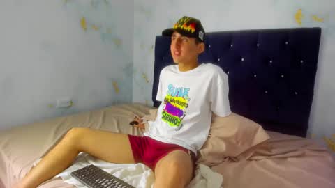 noahwhitee online show from 11.05.25