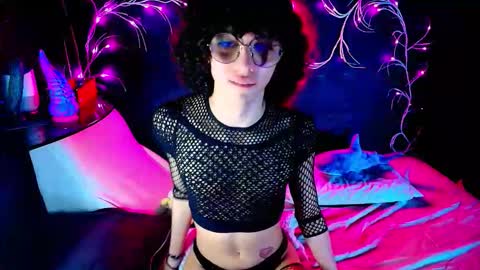 Noah Xtar online show from 09.20.25