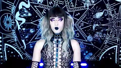 caroline online show from 11.13.25