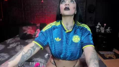 Snapshot of noctara_voss chatting on 06.19.26 Ann online show from 06.19.26