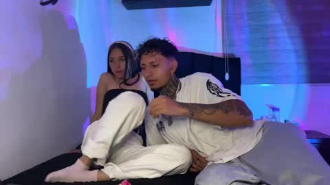 Jean Y Isa online show from 12.23.25