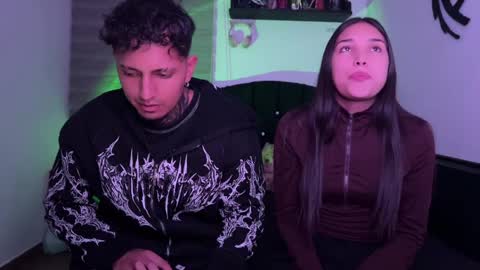 Jean Y Isa online show from 04.10.26