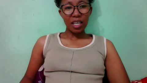 Snapshot of noellah chatting on 09.21.25 noellah online show from 09.21.25