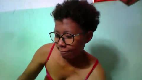 Snapshot of noellah chatting on 09.30.25 noellah online show from 09.30.25