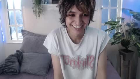Snapshot of noellee__ chatting on 10.03.25 CALL ME APRIL  online show from 10.03.25