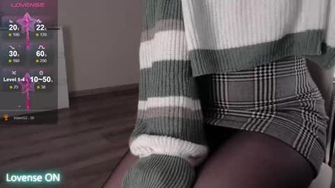 noelleneptune online show from 12.16.25