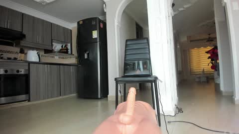  In instagram dayhannanoemi online show from 02.10.26