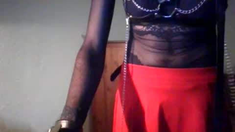 Nomie Fox online show from 12.19.25