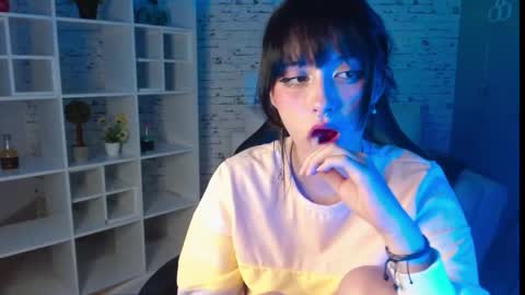 Noeva online show from 10.04.25