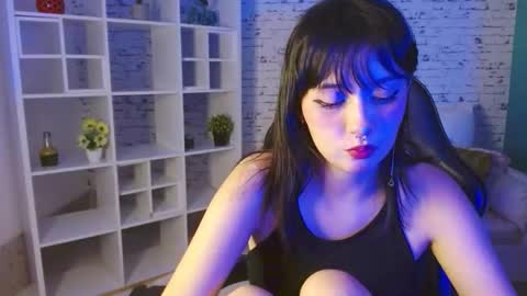 Noeva online show from 10.25.25