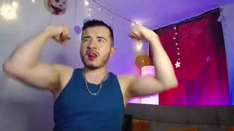 Noha Lux online show from 09.18.25