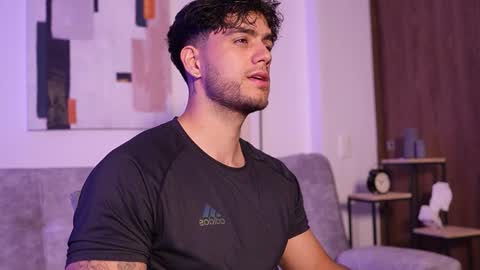 Snapshot of noha_miler chatting on 03.06.25 kevin online show from 03.06.25