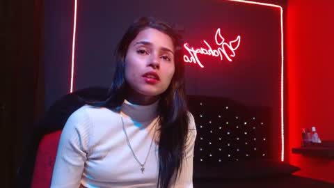 Noha Thomson online show from 06.18.26
