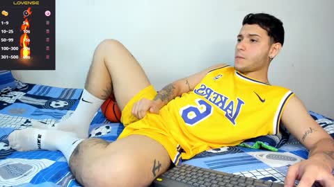 Snapshot of noha_white chatting on 12.15.24 Noha online show from 12.15.24