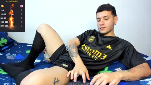 Snapshot of noha_white chatting on 12.29.24 Noha online show from 12.29.24