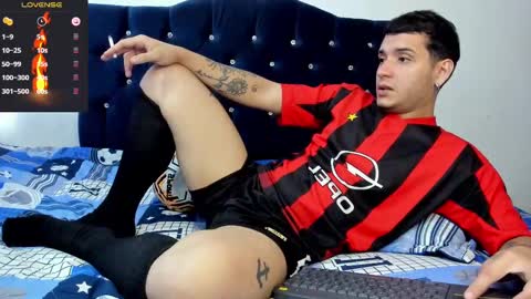 Snapshot of noha_white chatting on 03.02.25 Noha online show from 03.02.25