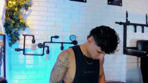 Snapshot of nohanhunter chatting on 10.14.25 nohanhunter online show from 10.14.25