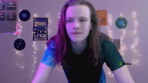 Snapshot of noir_kai chatting on 02.27.26 cool Kai online show from 02.27.26