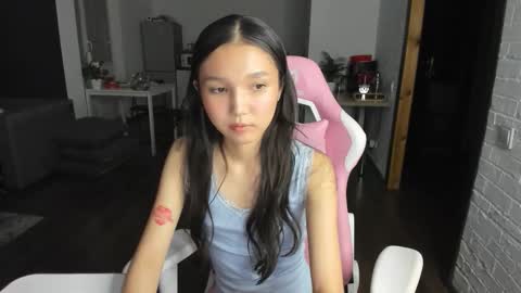 nomi online show from 09.30.25