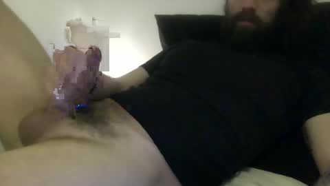 Snapshot of nonwindows chatting on 01.08.25 nonwindows online show from 01.08.25