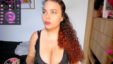 Snapshot of noor_bloom chatting on 04.23.26 Soy Ash online show from 04.23.26